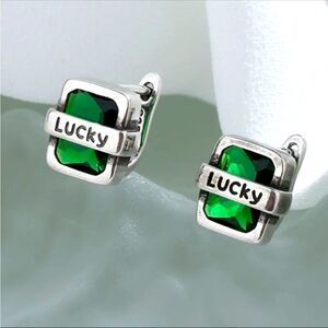 💙LUCK Green Zircon Earrings